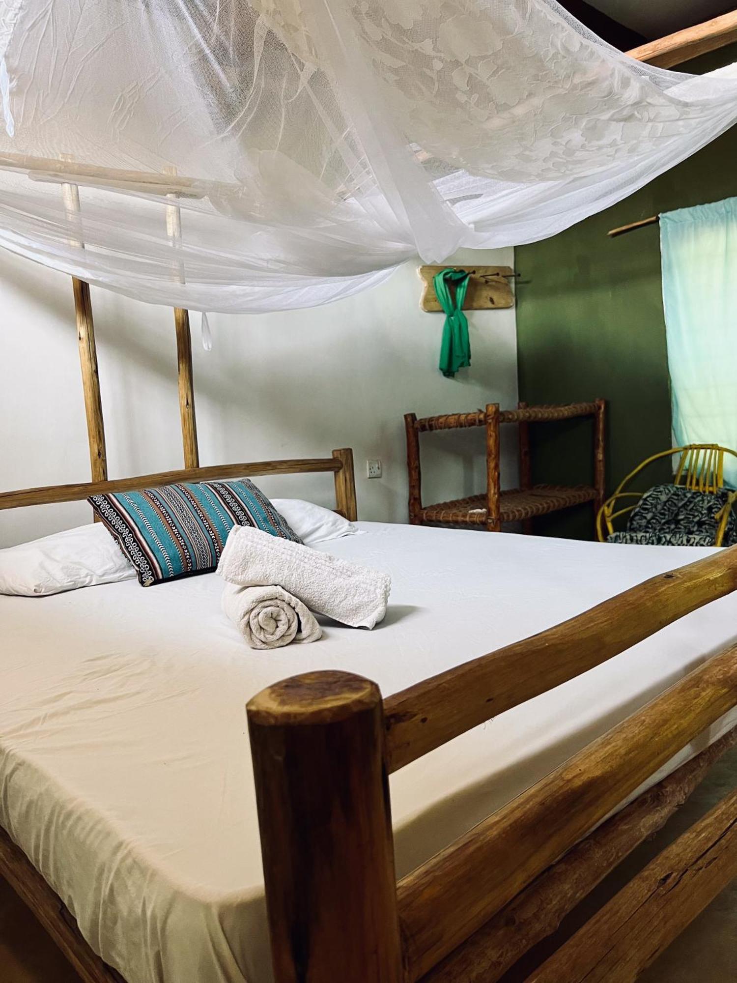 Mawingu Lodge キジカジ エクステリア 写真